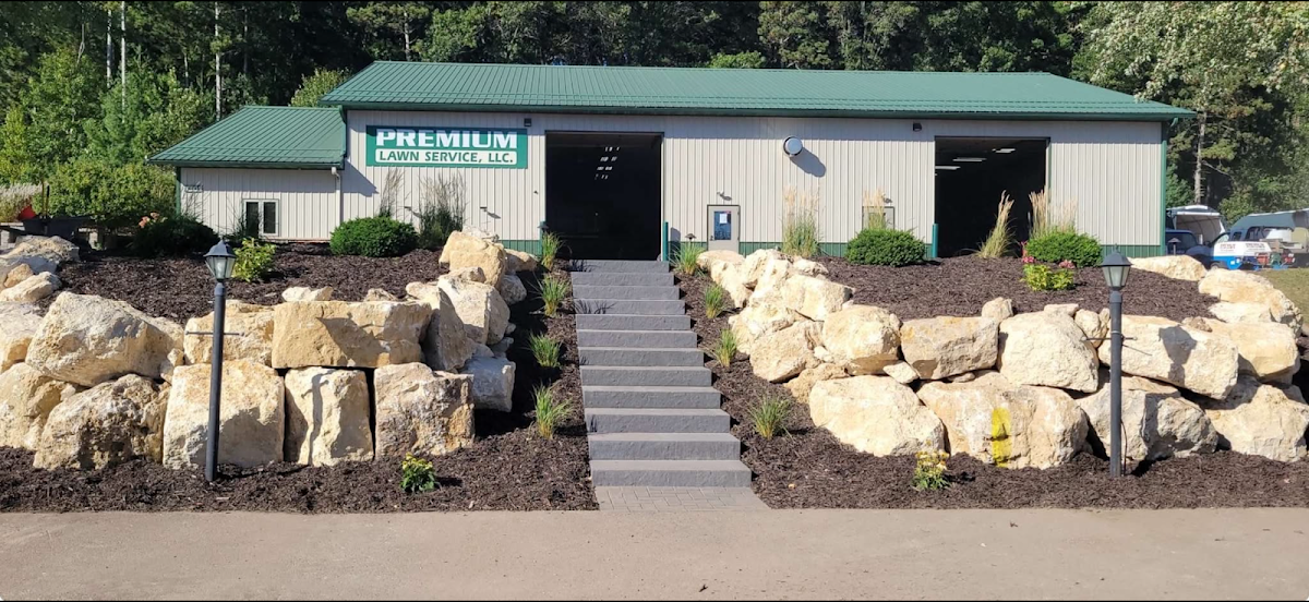 Premium Lawn Service LLC