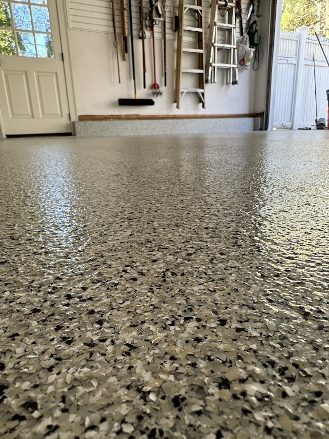 GNU Garage & DuraBull Epoxy