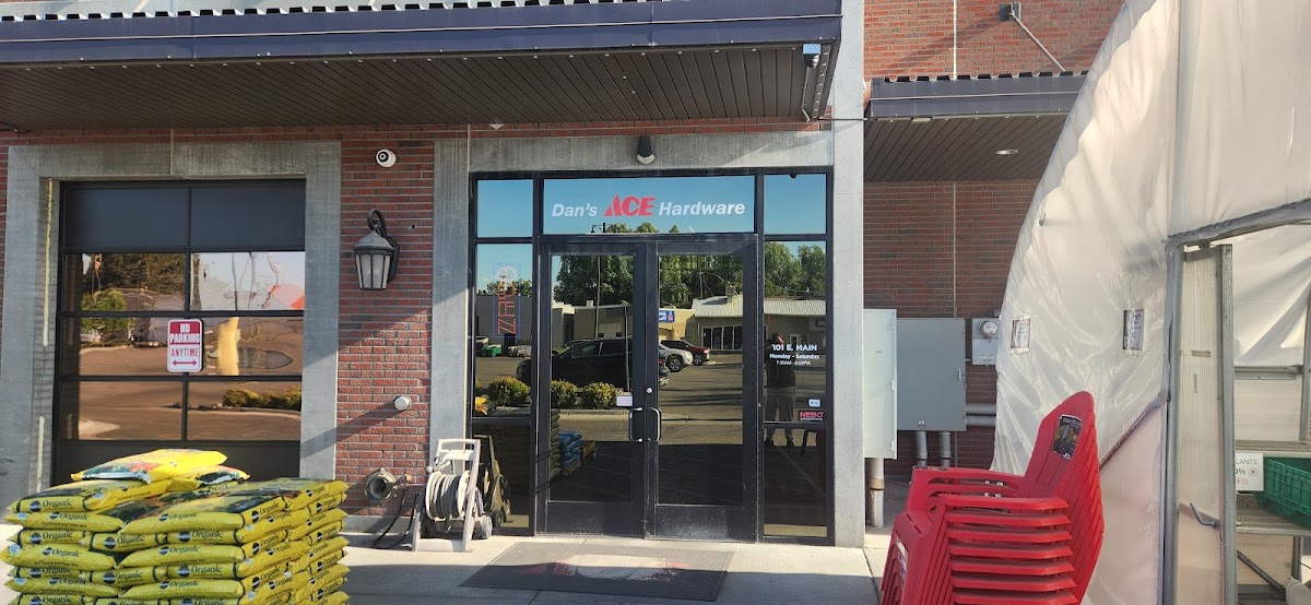 Dan's Ace Hardware