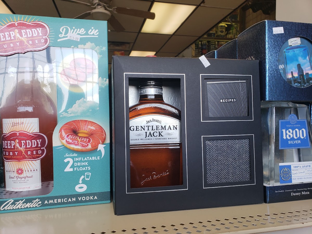 Ward's Discount Beverage