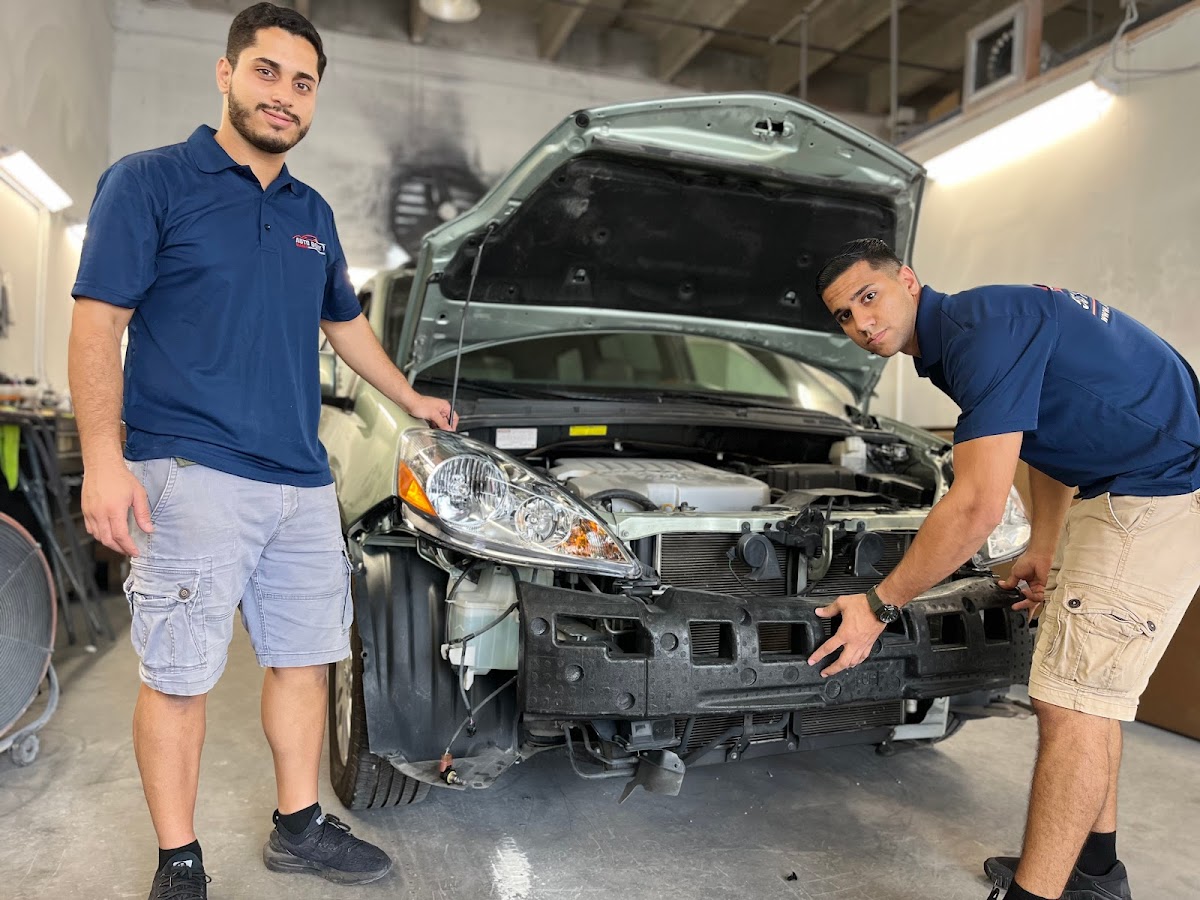 Auto Body Mania - Pompano Beach