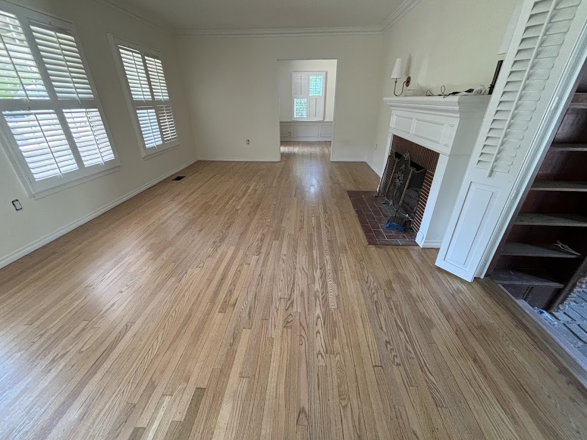 Hardwood Floor Specialist
