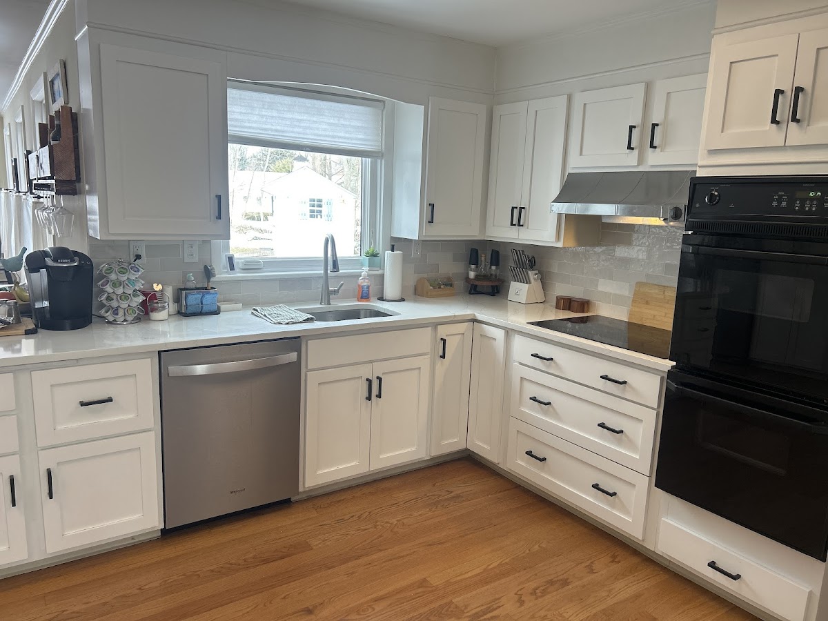 Kitchen Cabinet Resurfacing