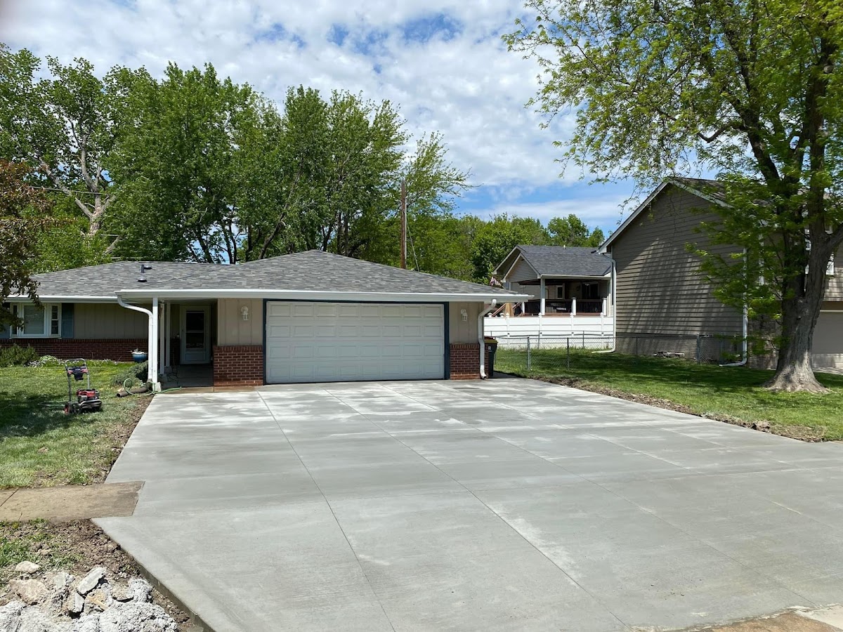 Whitetail Construction