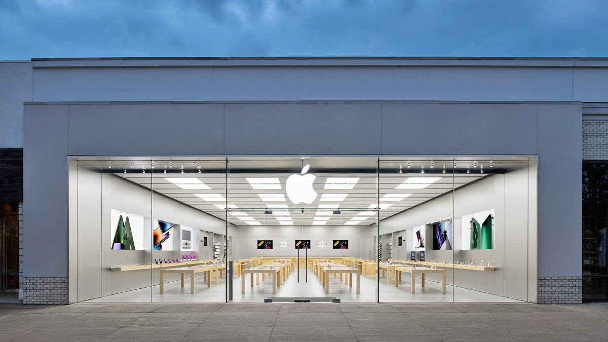 Apple The Promenade at Chenal