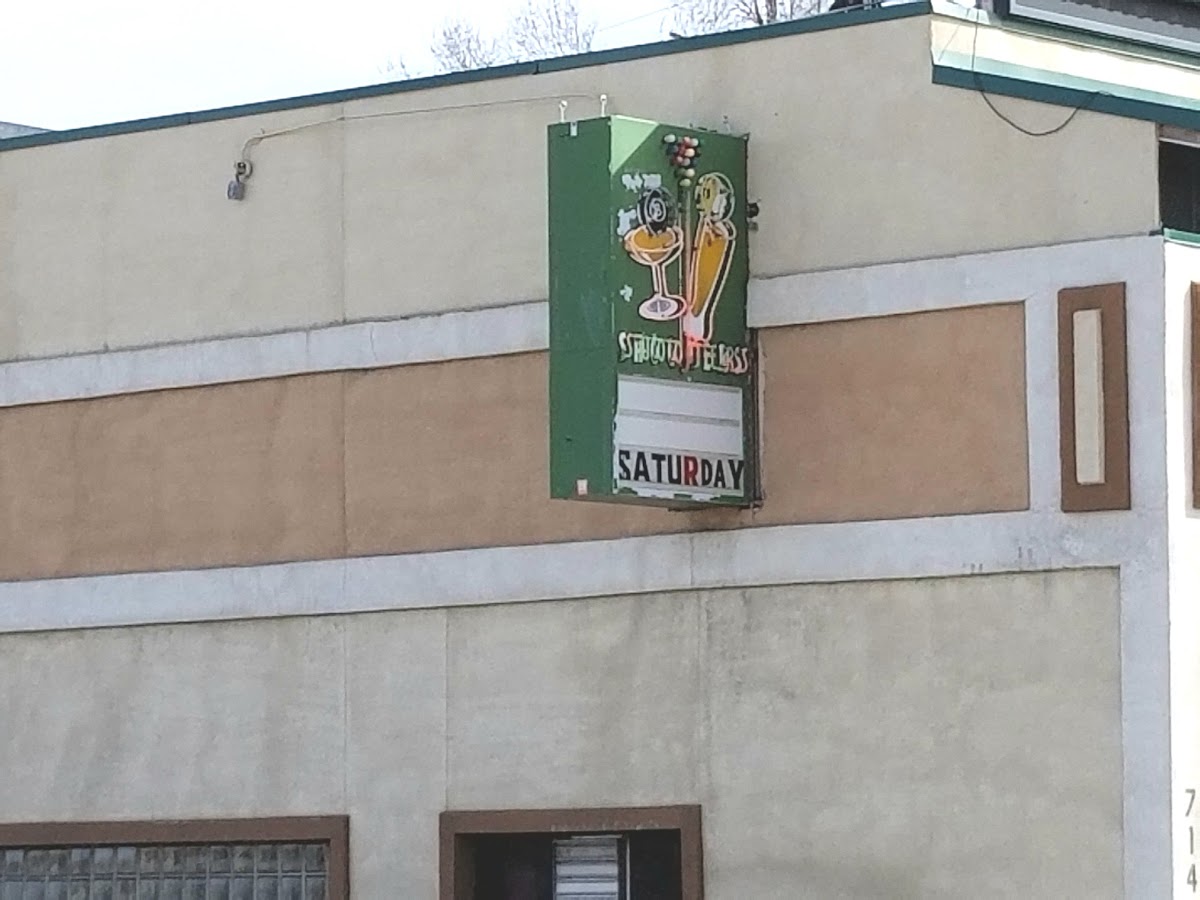 Shooters Bar & Grill