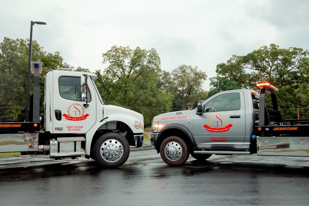 Sunset Towing & Auto Repair