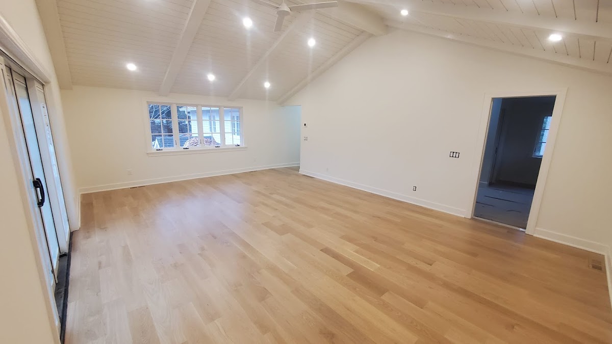 General's Hardwood Flooring