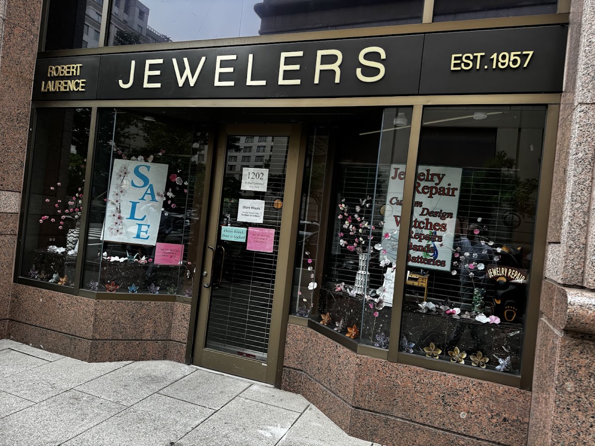 Robert Laurence Jewelers