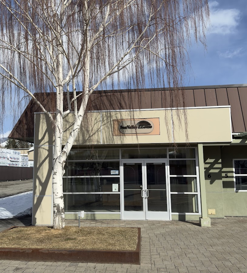 Sun Valley Cleaners & Laundry - Sun Valley Cleaners & Laundry Vacuum Cleaner Repair in Ketchum, ID photo