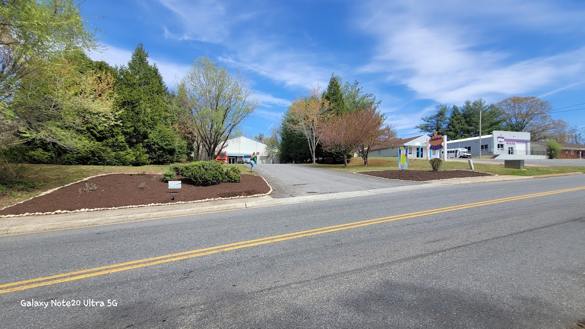 Hawks Lawn Care Services & More LLC