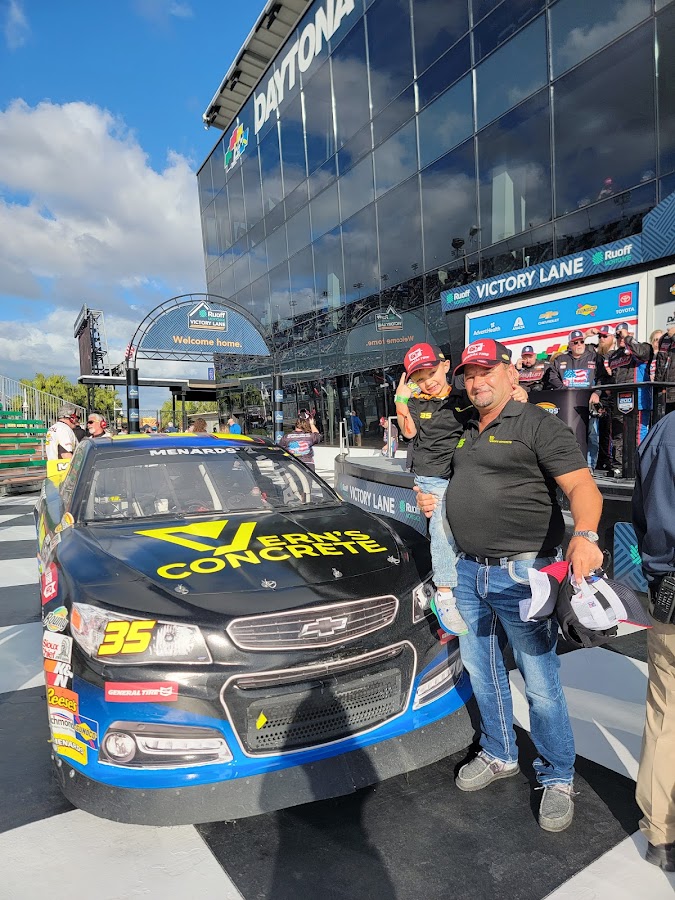 Verns Concrete Finishing