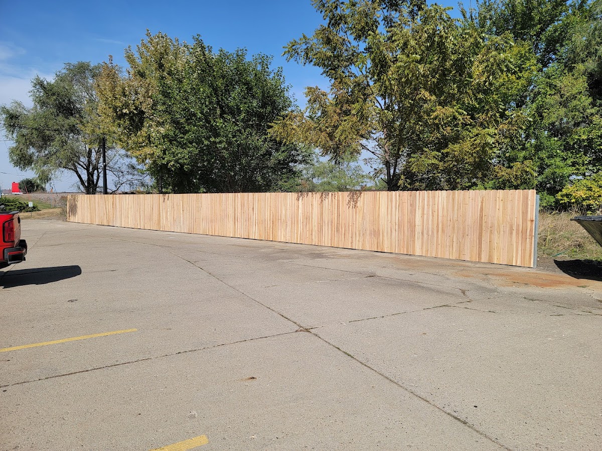 Oscarrins Fencing Llc