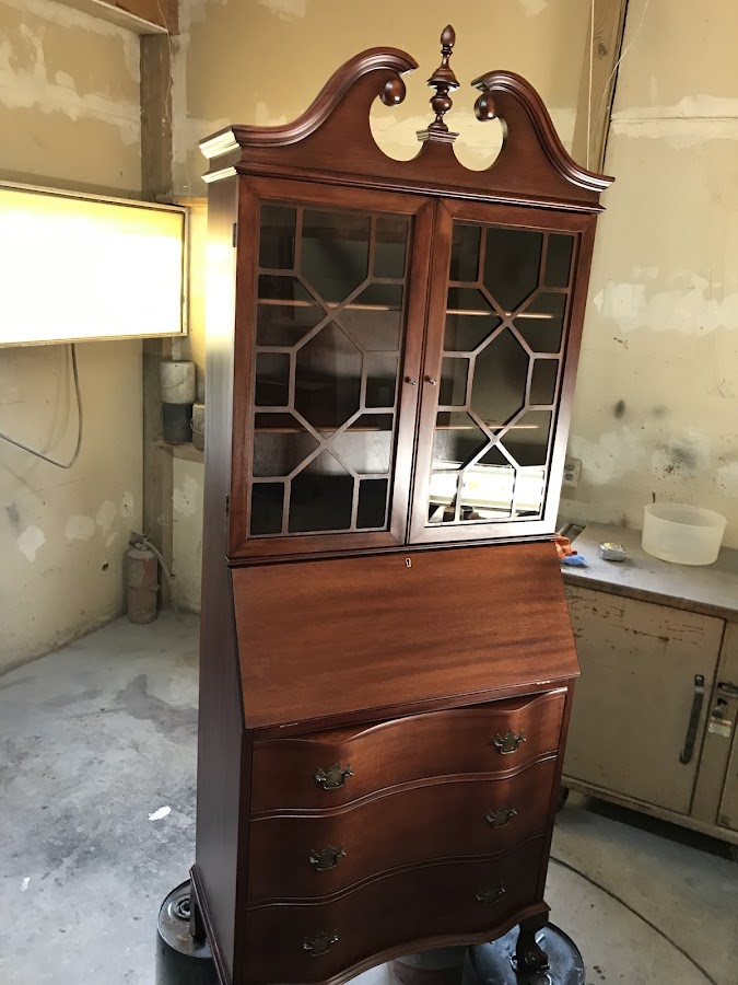 Smitty's Furniture Refinishing