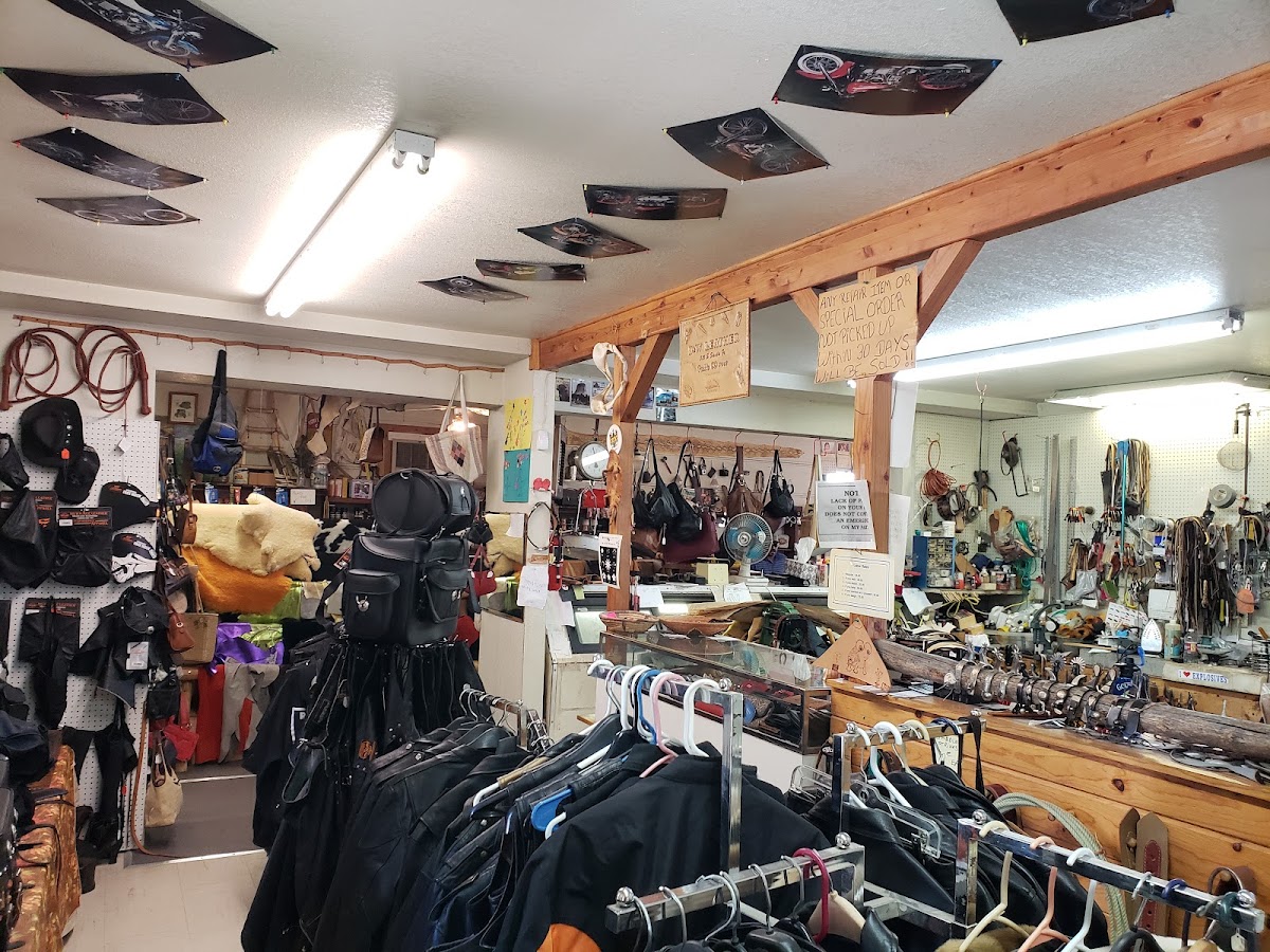 D & W Leather Crafts.