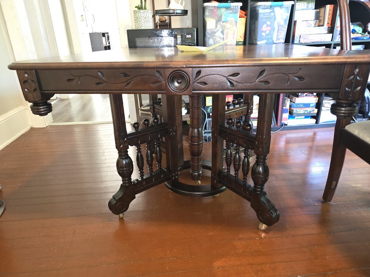 Victor Lia Refinishers