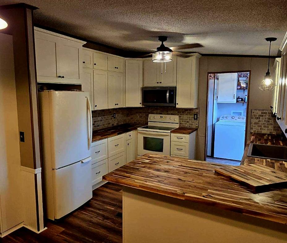 Hartweck Construction & Design, Inc. - Hartweck Construction & Design, Inc. Cabinet Repair in Evansville, IN photo