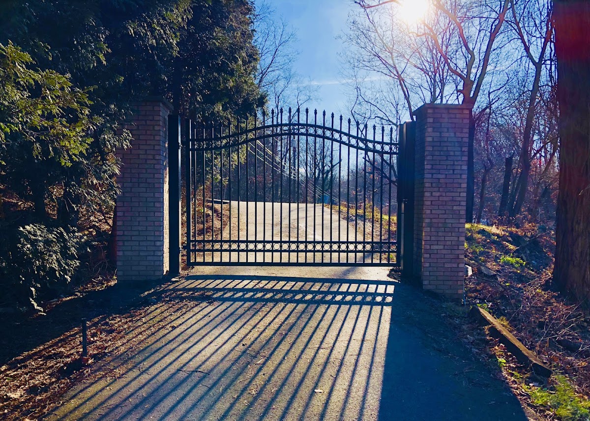 Allegheny Fence Construction Co., Inc - Allegheny Fence Construction Co., Inc Automatic Gate Repair in Pittsburgh, PA photo