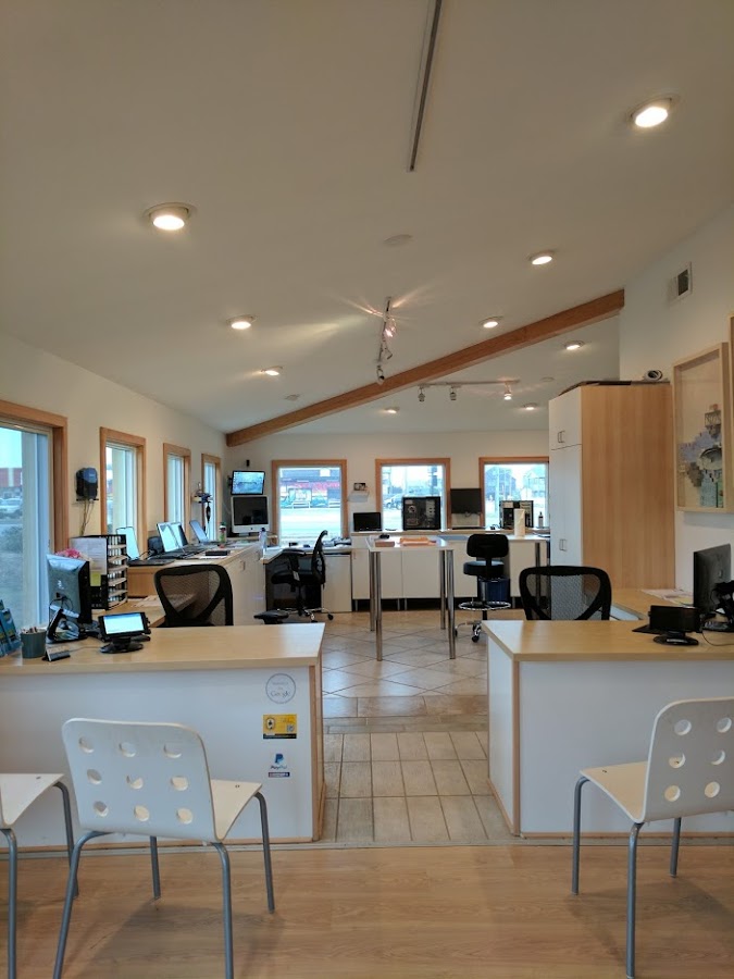 Outer Banks Computer Repair Electronics Store in Kill Devil Hills, NC photo