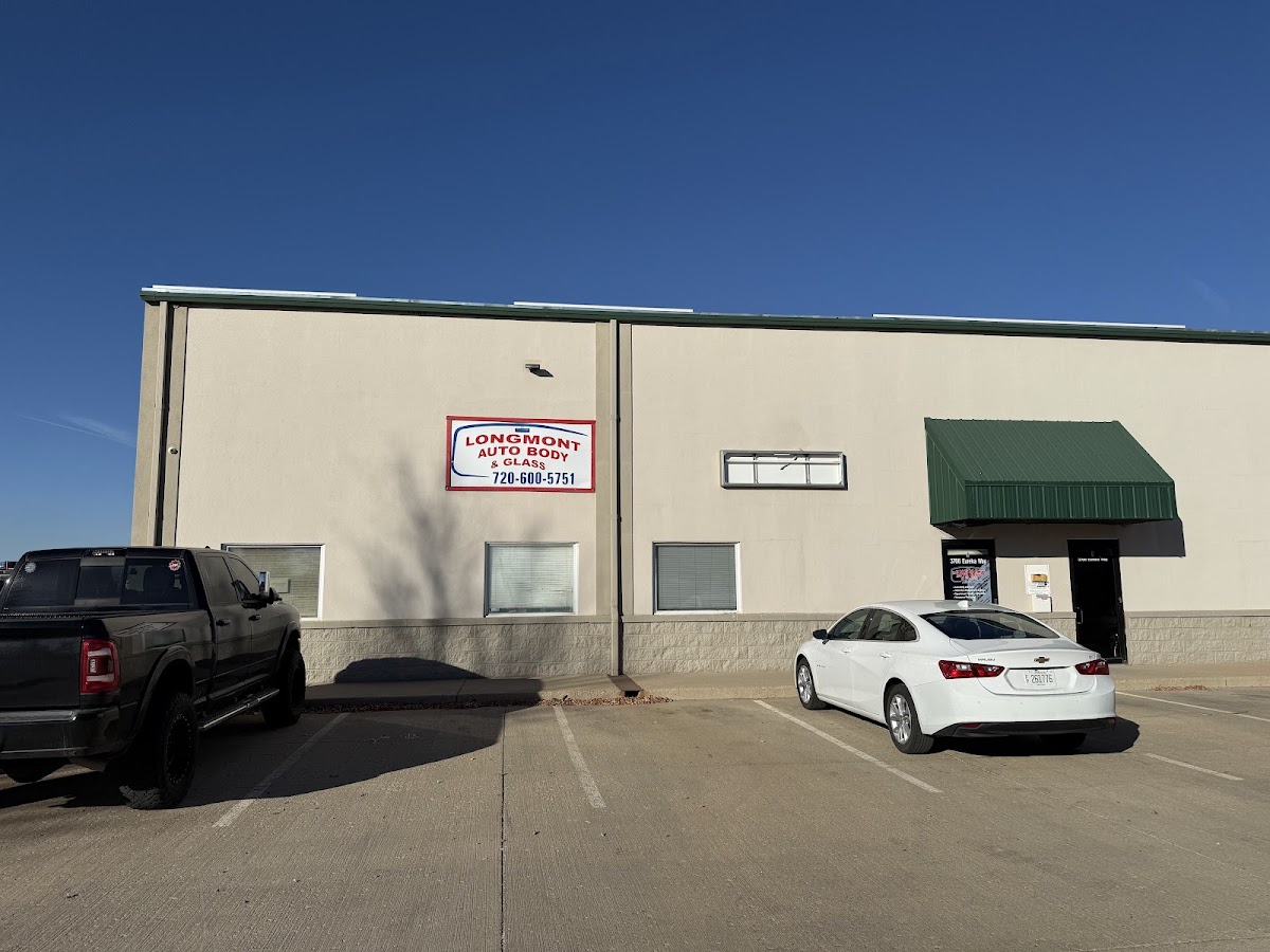 LONGMONT AUTO BODY AND GLASS