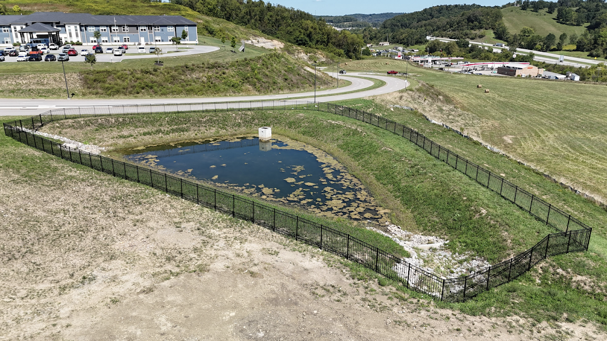 Neel's Fence Company Commercial Inc