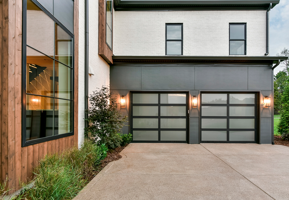 Takase Doors & Service