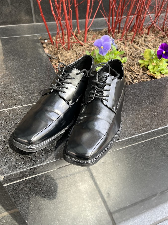 Sam's Shoeshine & Repair