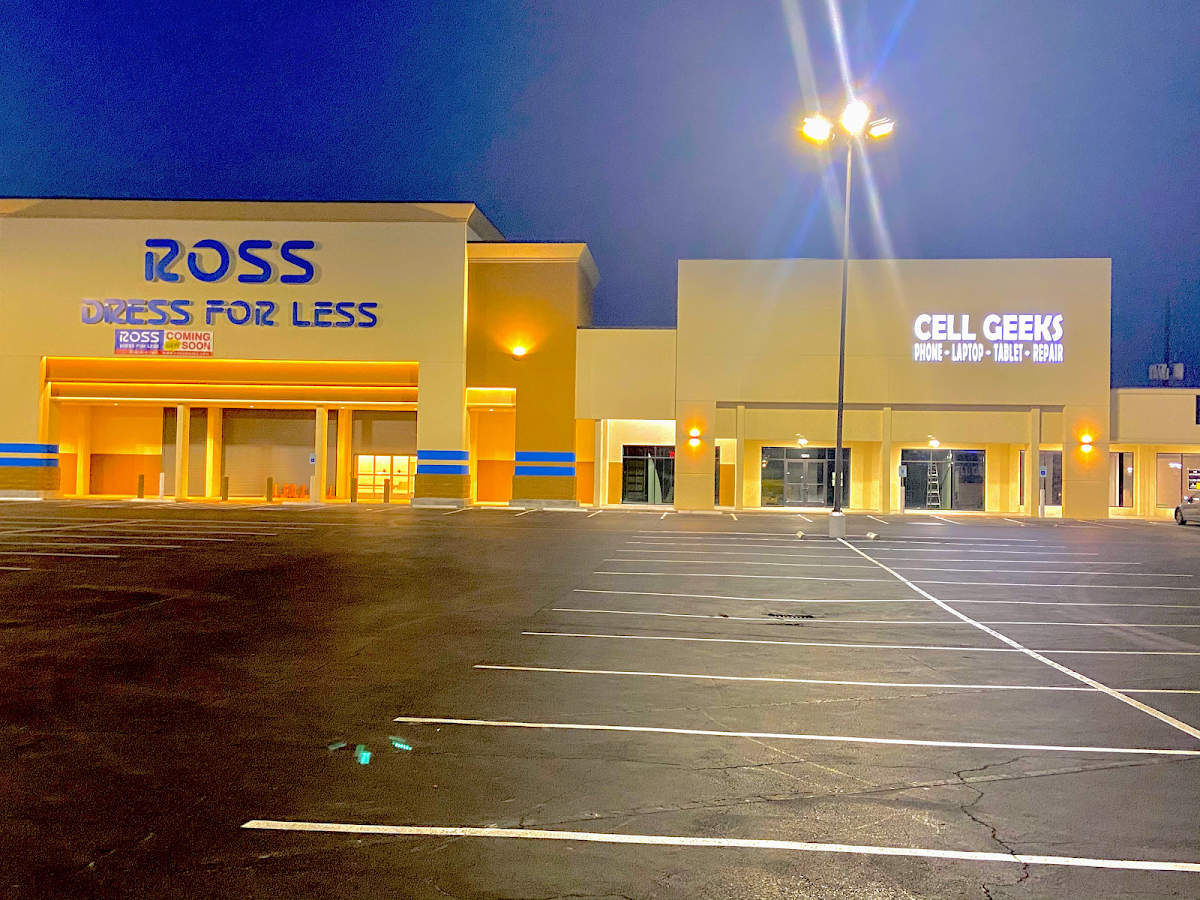 Cell Geeks Spring | Samsung Repair | iPhone Repair | Laptop Repair | Phone Accessories | BUY, SELL, TRADE