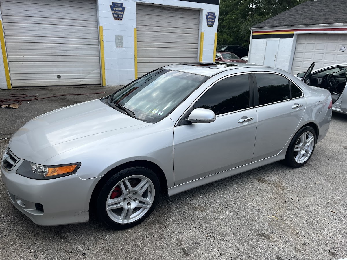 Pilgrim's Car Care Center