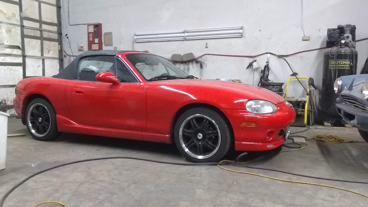 Ken's Custom Upholstery