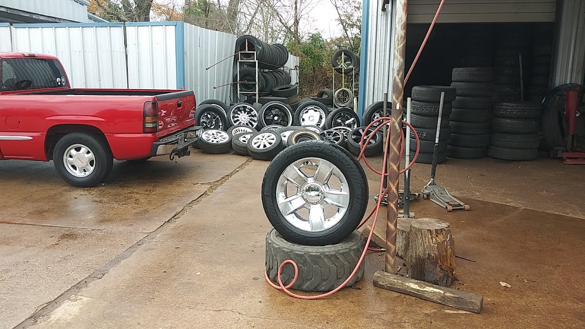 Cujo's Tire Shop