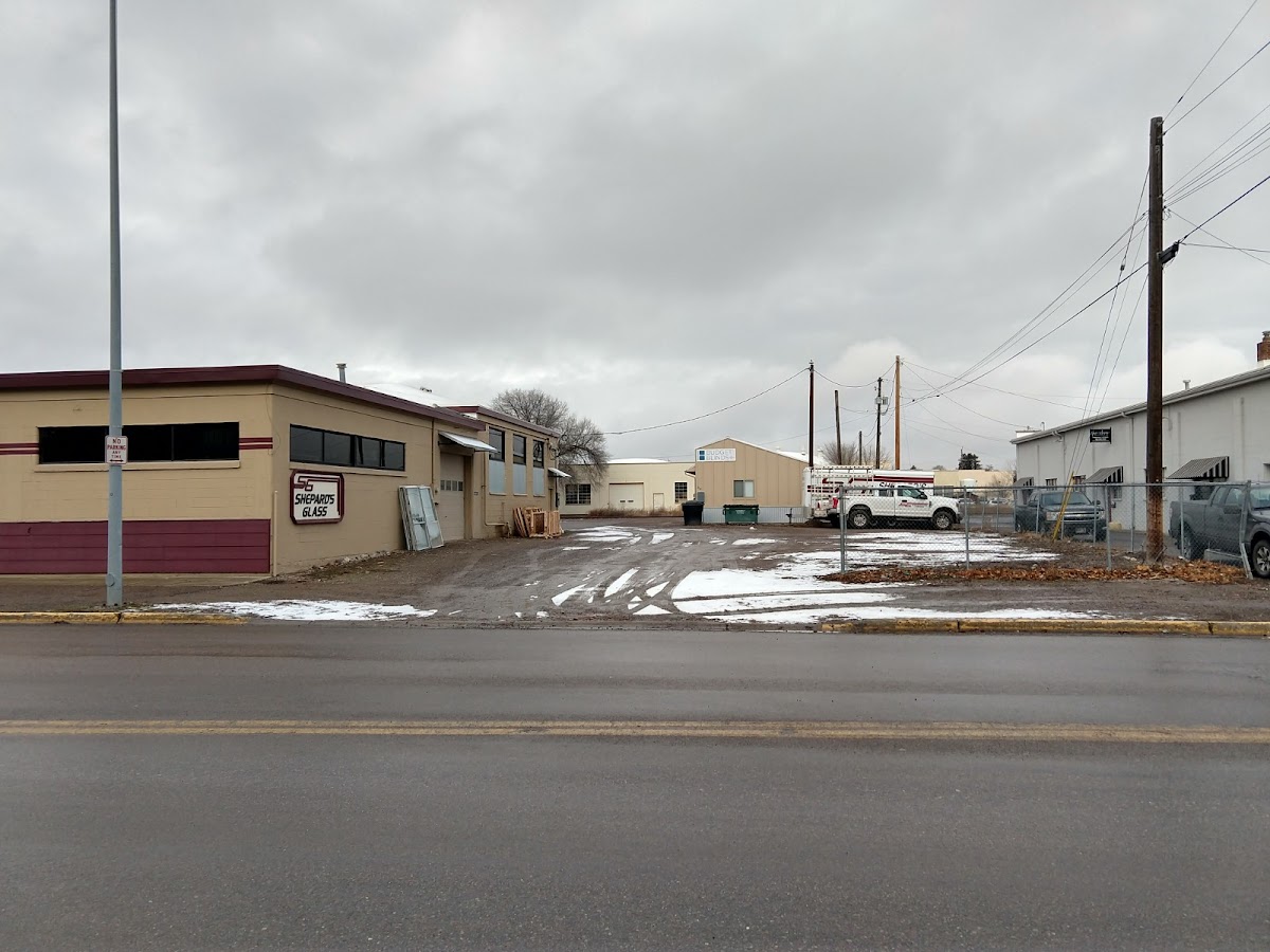 Shepard's Glass Inc. - Shepard's Glass Inc. Shower Door Repair in Kalispell, MT photo