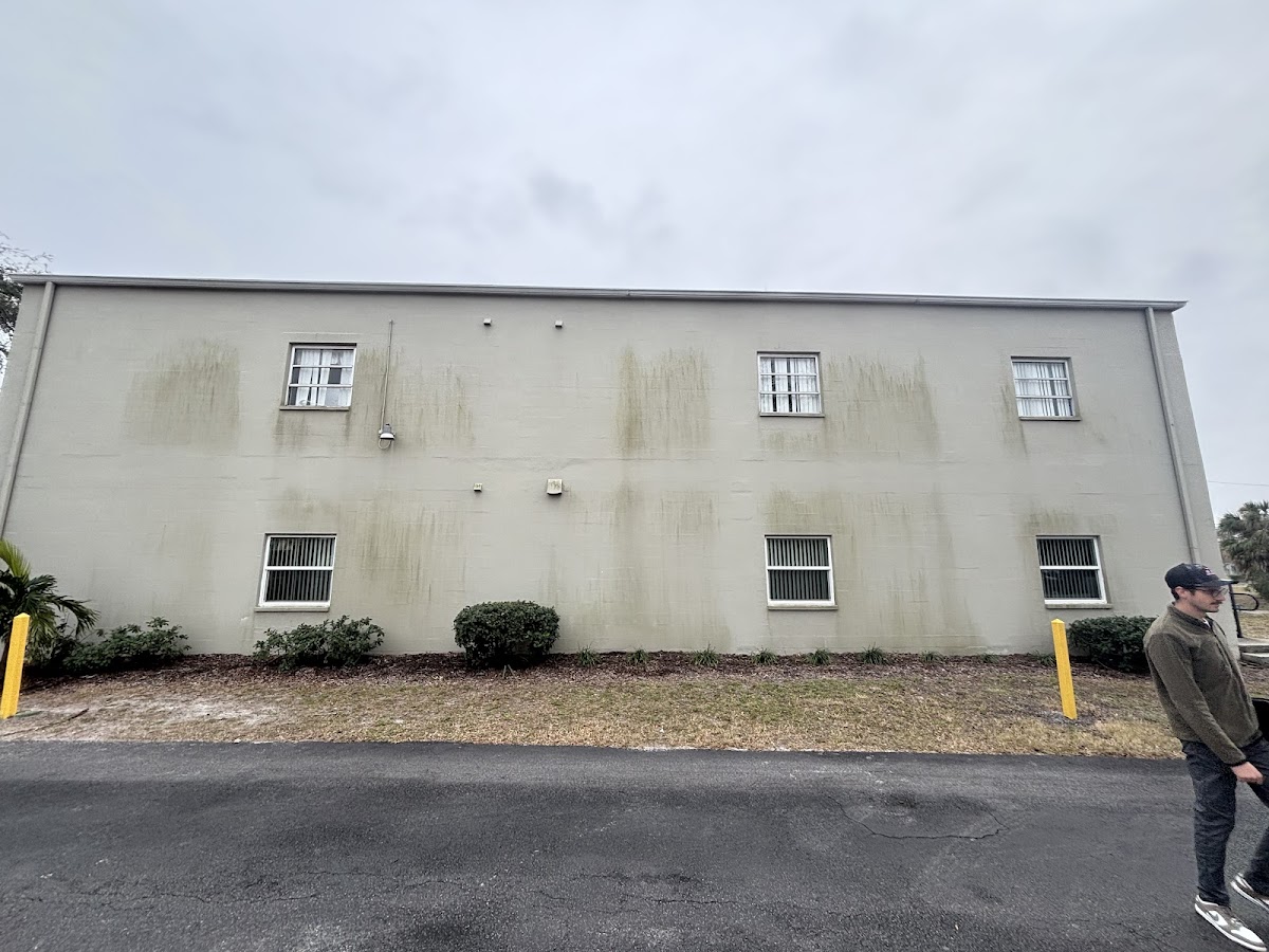 Drone Washing Dynamics