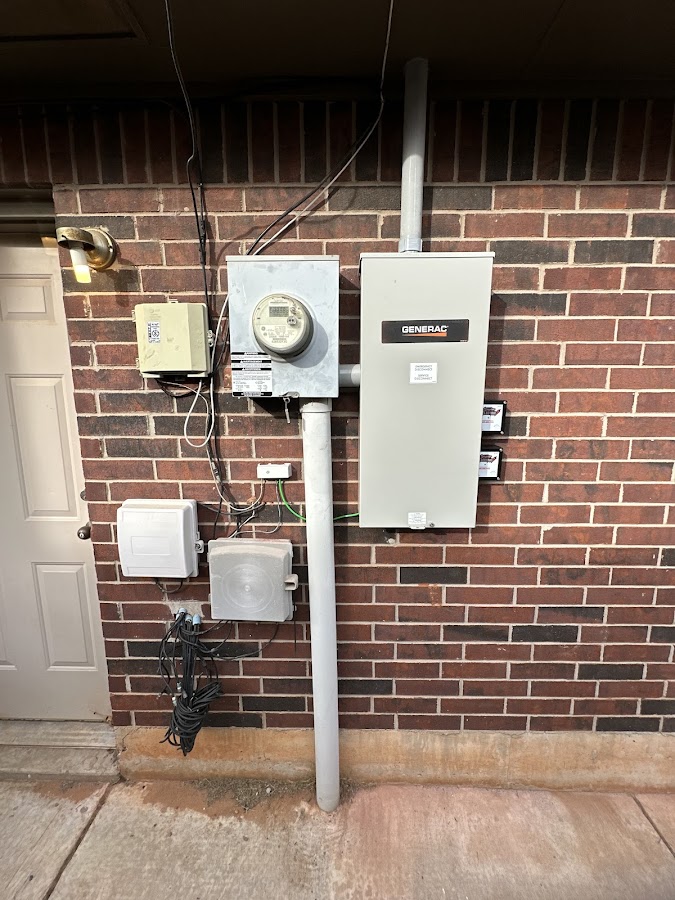 Nathan Snyder Electric LLC - Nathan Snyder Electric LLC Electrician in Calumet, OK photo