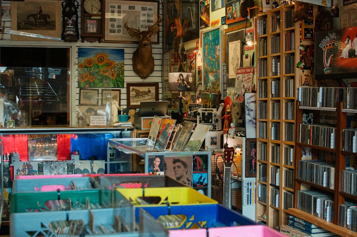 Union County Exchange - Union County Exchange Instrument Repair in Elizabeth, NJ photo