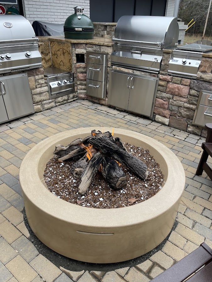 The Mad Hatter - Fireplace, Grills, and Outdoor Living