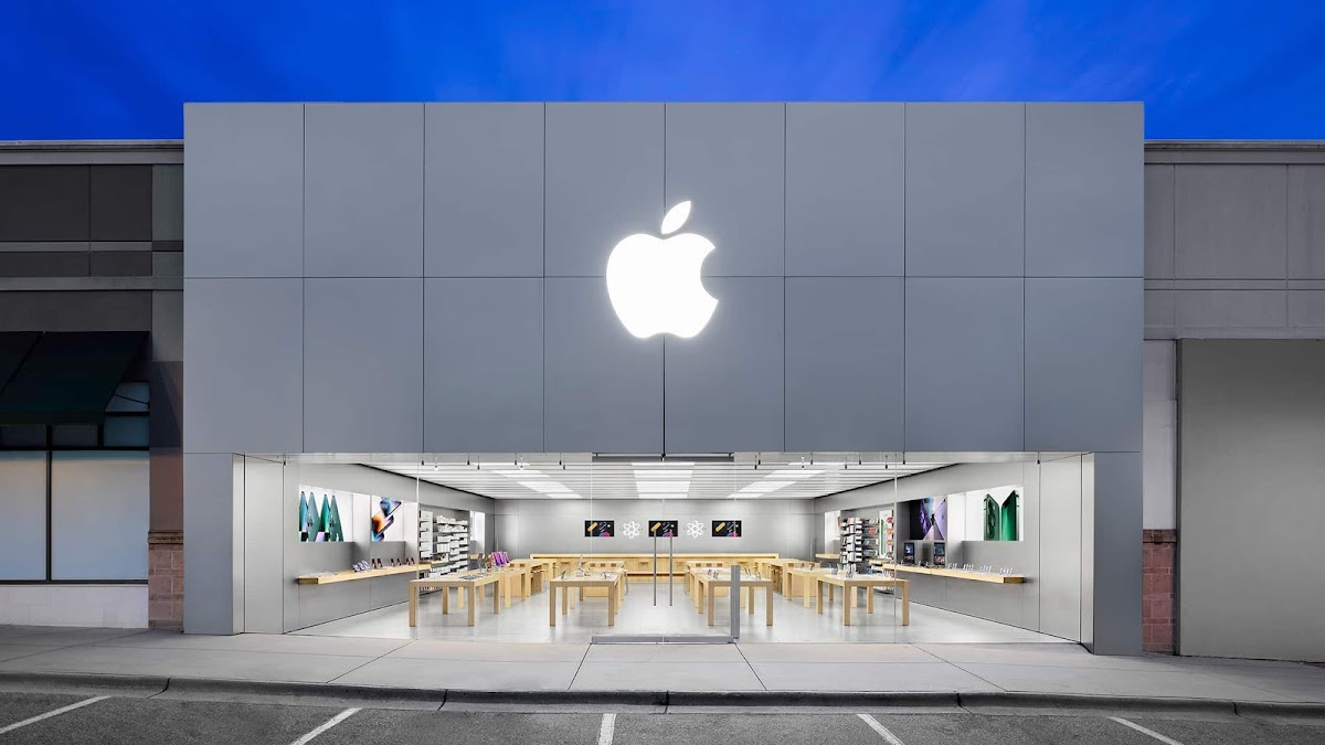 Apple Friendly Center