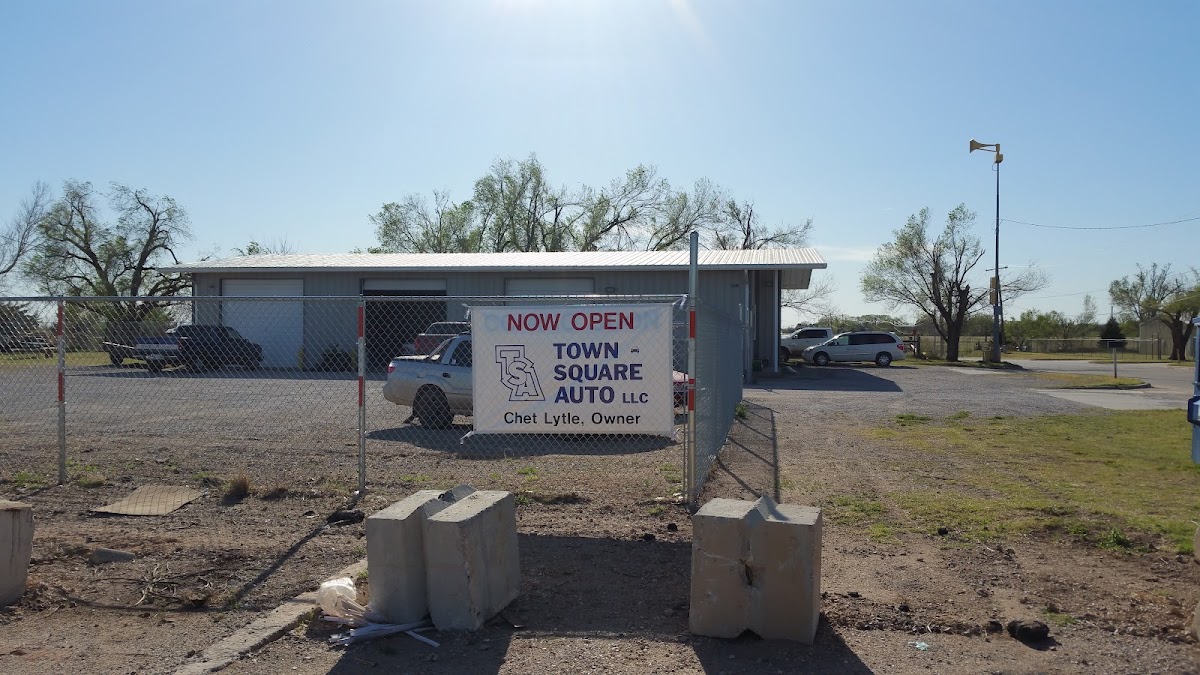 Town Square Auto Car Repair in Enid, OK photo