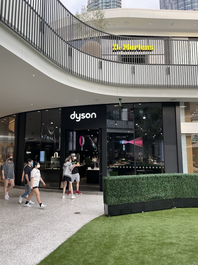 Dyson Store Los Angeles