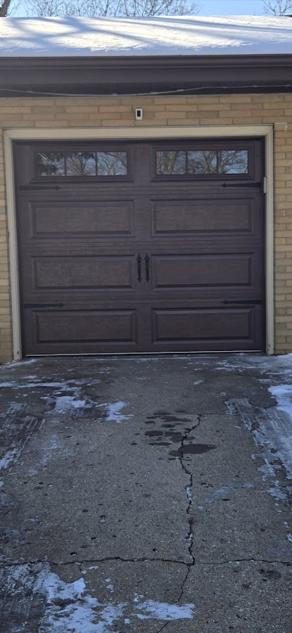 Ward's Garage Doors Sales and Service Inc.