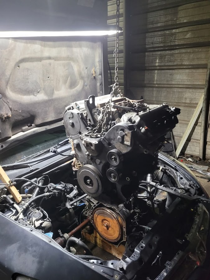 Phils Auto LLc And Moblie Service