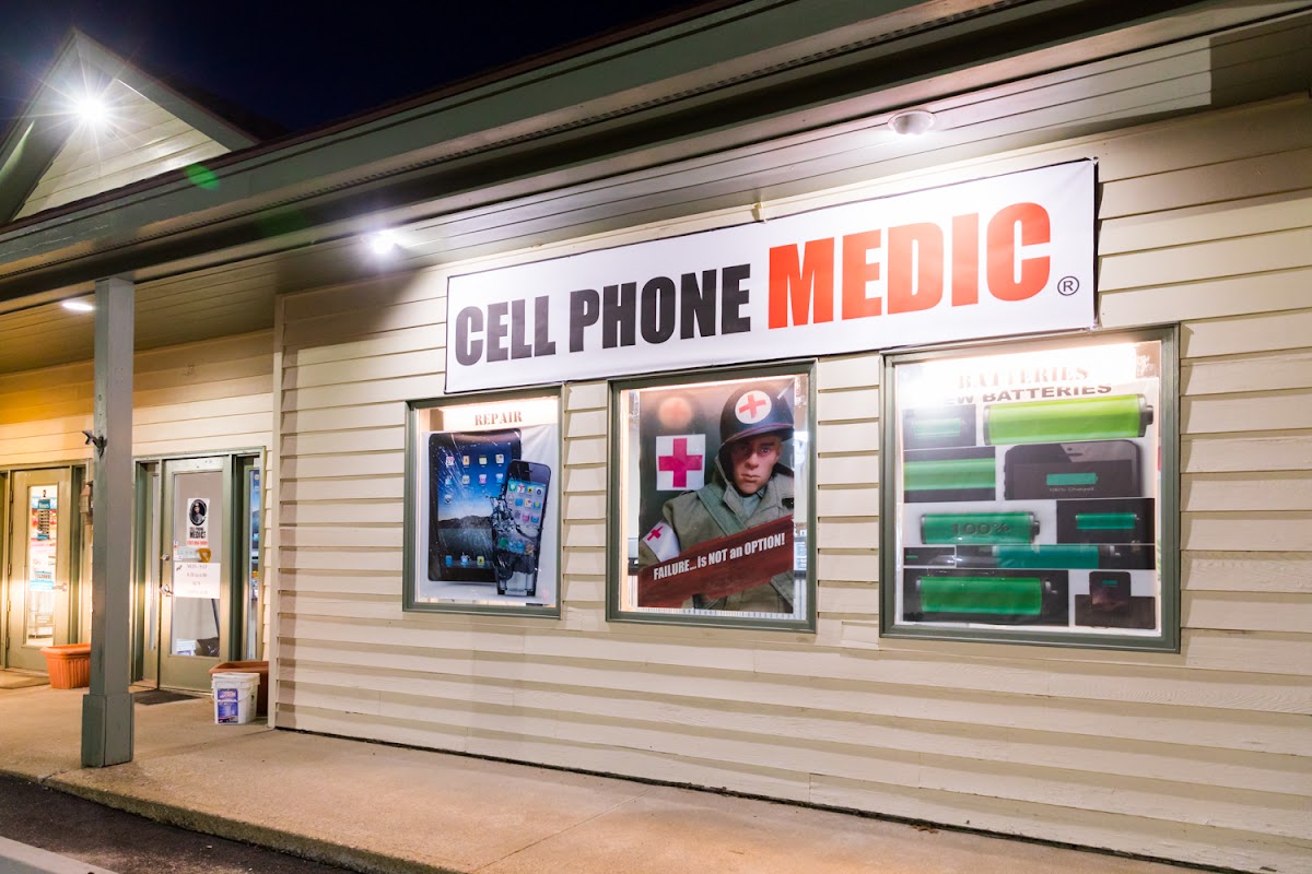 Cell Phone Medic Charging Port Repair in Windham, ME photo