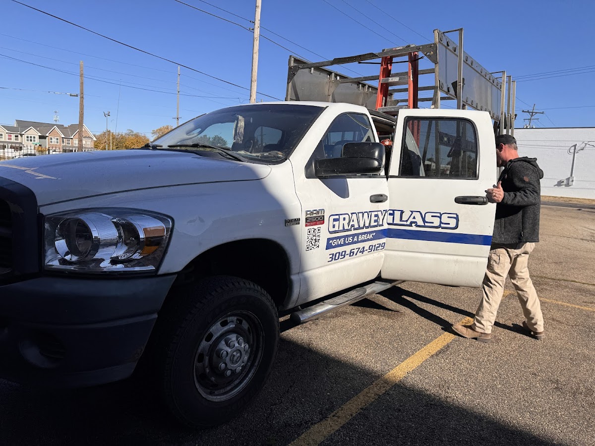 Grawey Glass - Grawey Glass Shower Door Repair in Peoria, IL photo