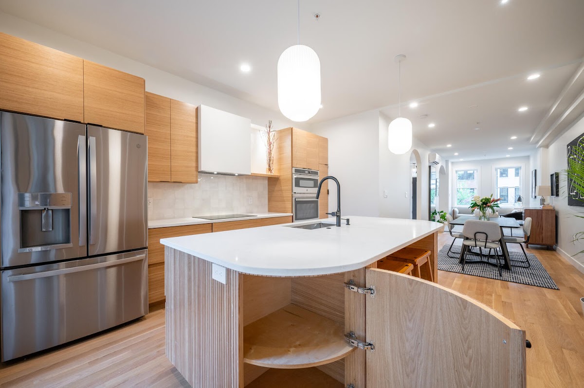 Ray’s Touch Furniture .LLC