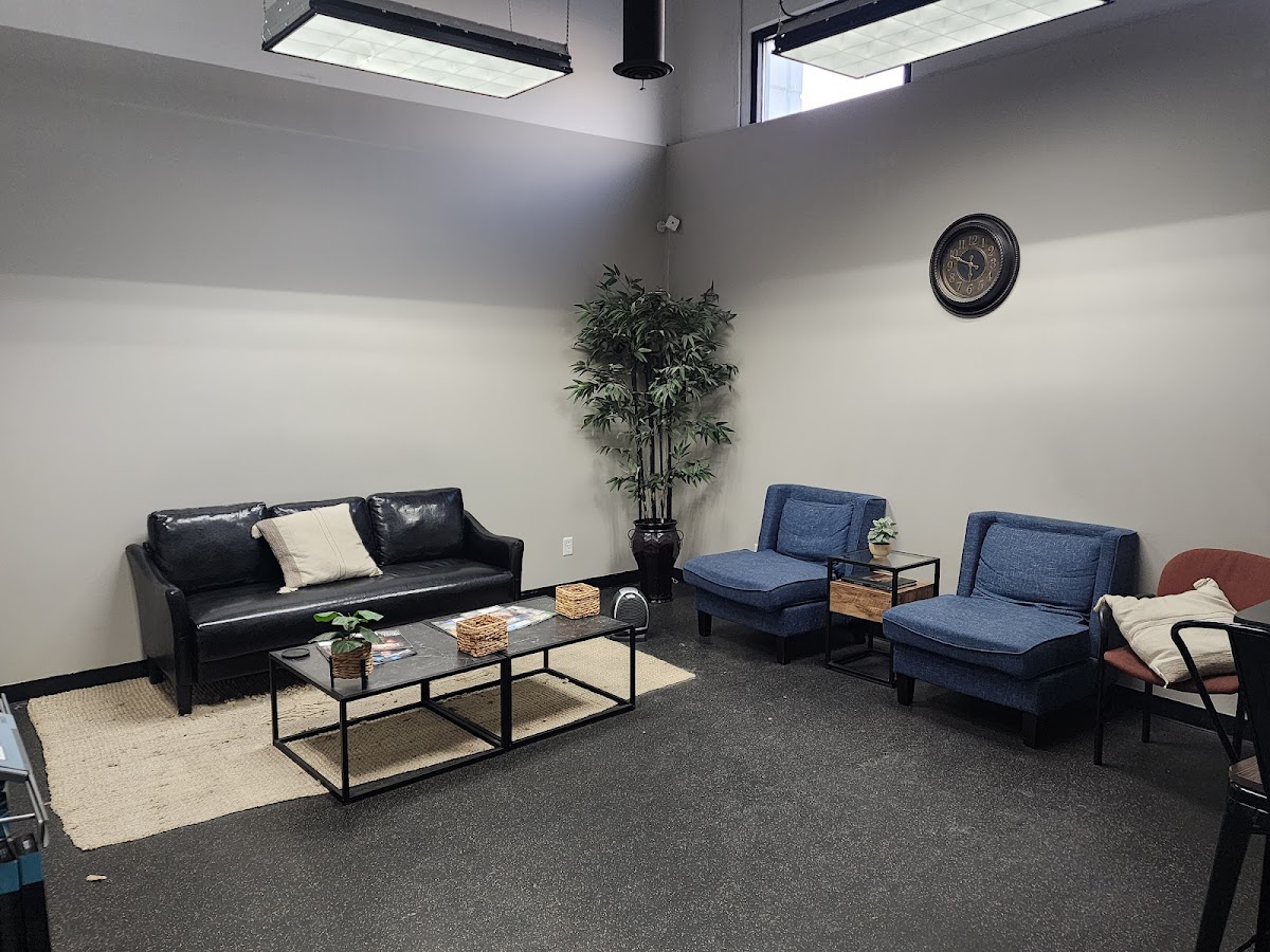 Precision Auto Glass - Layton