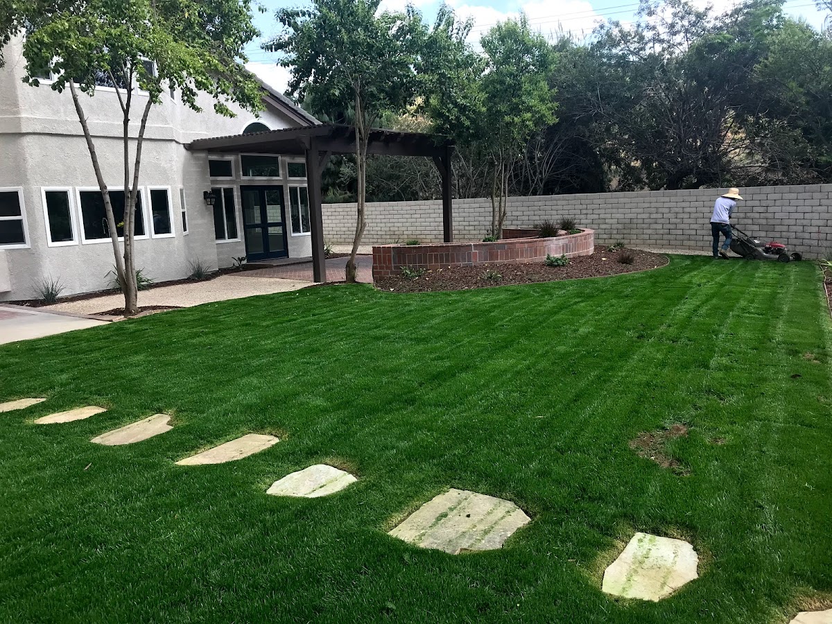 H & R Gardening and Landscaping