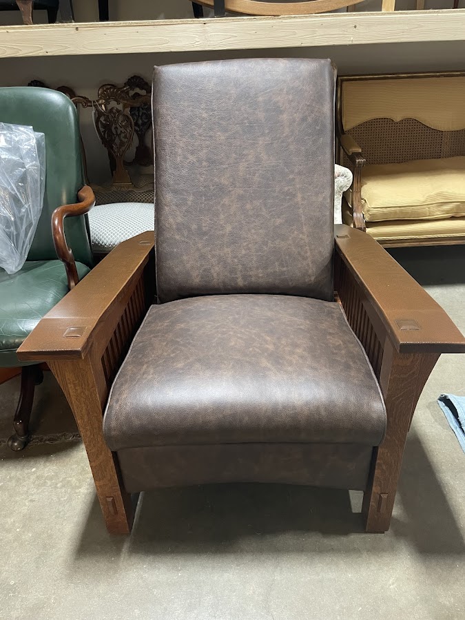 Bayside Furniture Repair & Upholstery