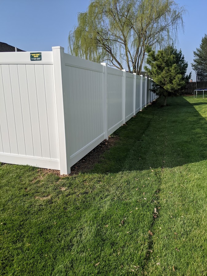 BMW Fences and Decks