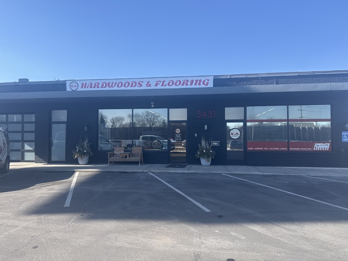 UB Hardwoods & Flooring