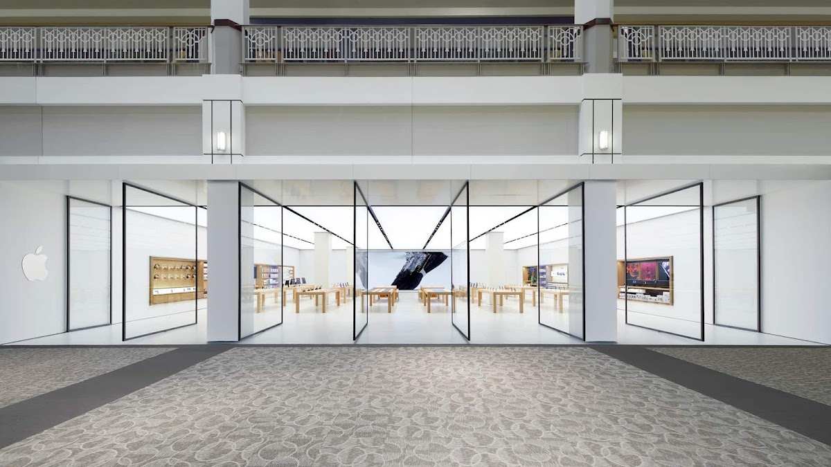 Apple Providence Place
